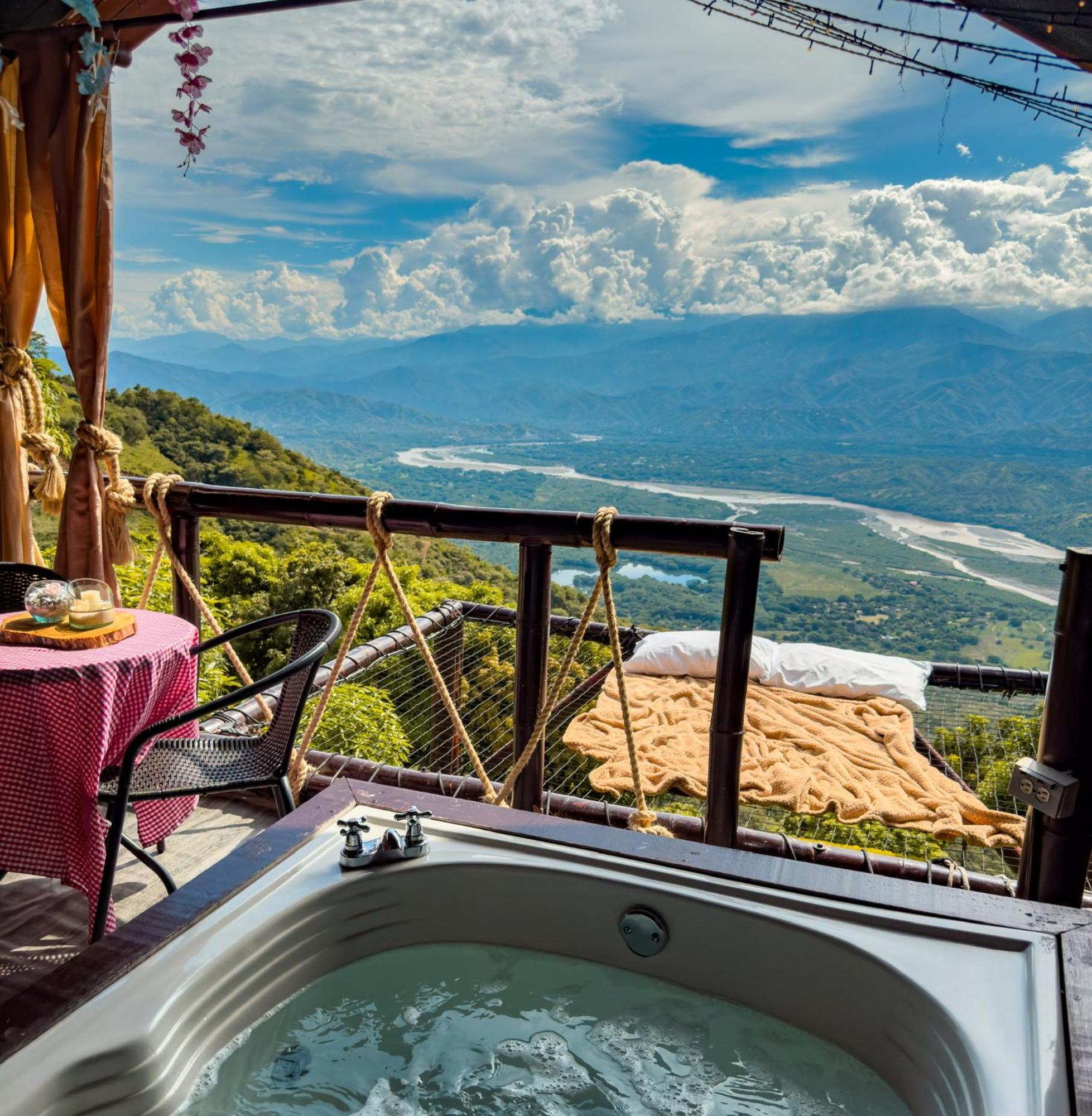 Отель Glamping Mirador Santa Fe-Сопетран Экстерьер фото